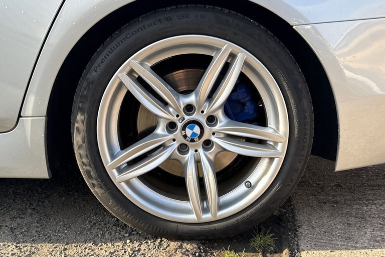 2016 BMW 5 Series 3.0 535d M Sport Touring Auto Euro 6 (s/s) 5dr Estate DIESEL Automatic