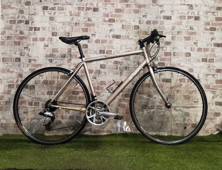 image for B'Twin Fitness Forme 1 Hybrid Bike Bicycle 🚲  Good Condition 