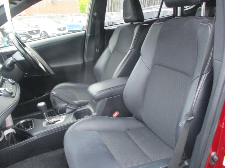  Toyota RAV4 2.5 VVT-h Design SUV 5dr Petrol Hybrid CVT Euro 6 (s/s) (197 ps) Petrol/Electric Hyb...