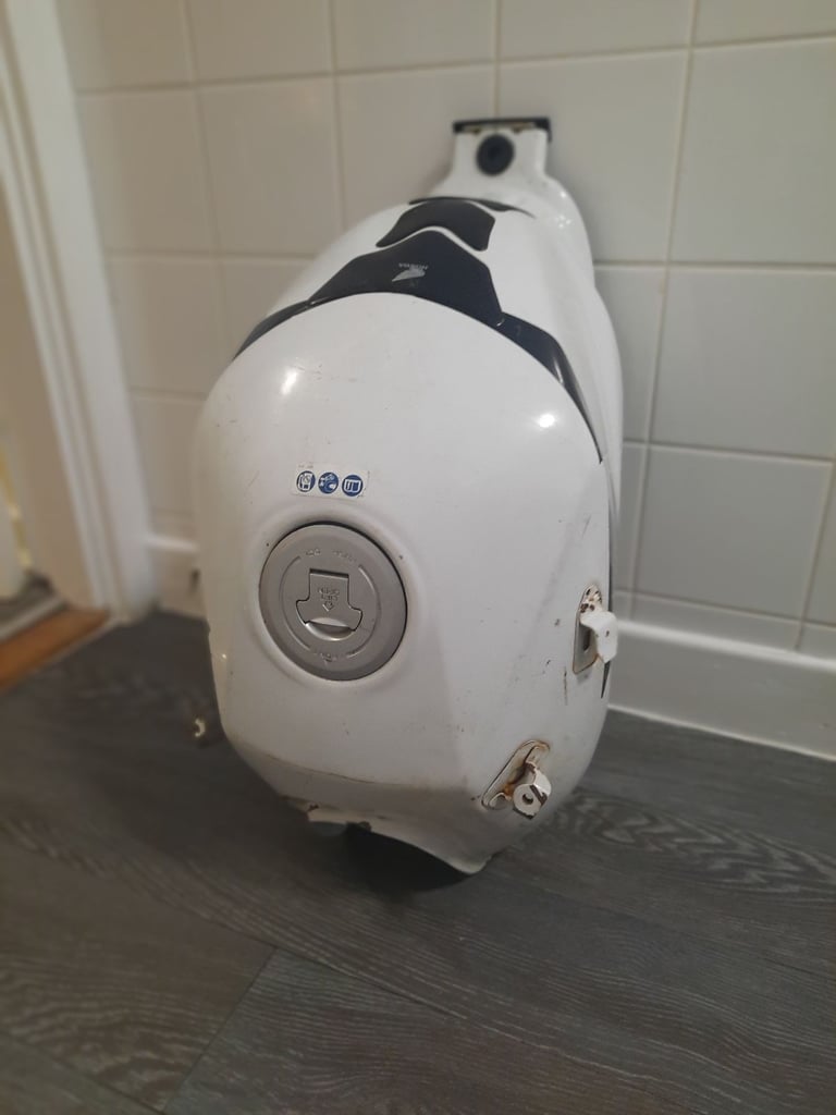 image for Replacment Honda cbf 125 tank