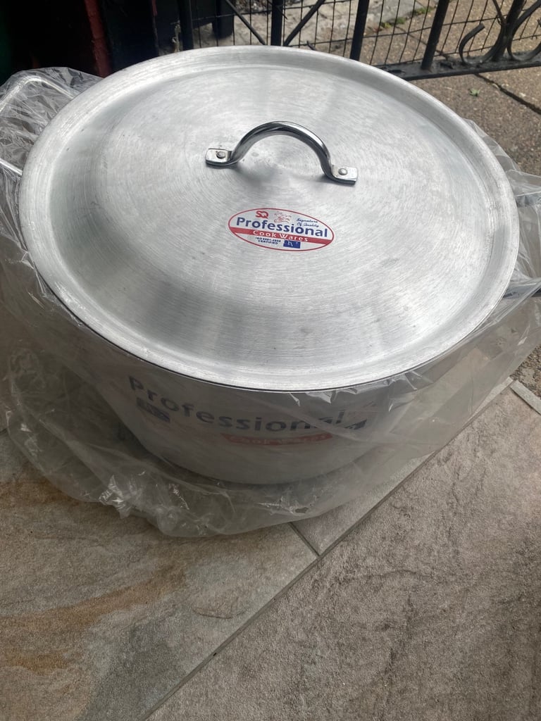 SQ Professional aluminium Casserole 40cm X2