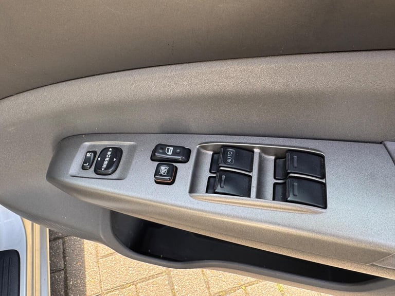 TOYOTA PRIUS 1.5 T4 2005