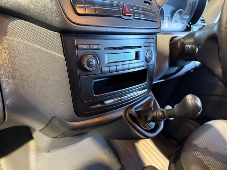 MERCEDES-BENZ VITO 2.1 111CDI Compact Panel Van SWB 5dr 2009