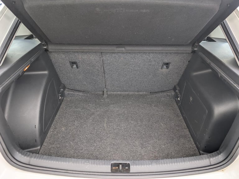 2014 Skoda Rapid Spaceback 1.6 TDI CR 90 Elegance 5dr HATCHBACK DIESEL Manual