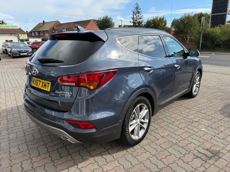 2017 Hyundai Santa Fe 2.2 CRDi Blue Drive Premium SE Auto 4WD Euro 6 (s/s) 5dr (7 Seat) ESTATE Di...