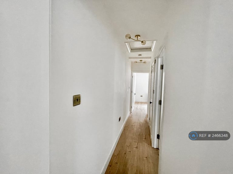 4 bedroom house in Edward Street, Dunstable, LU6 (4 bed) (#2466348)