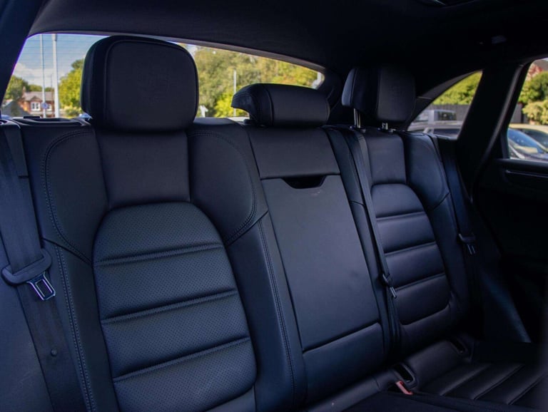 2023 Porsche Macan 5dr PDK ESTATE PETROL Automatic