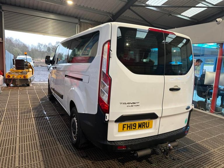 2019 Ford Transit Custom Transit Custom 320 Base EcoBlue Minibus DIESEL Manual