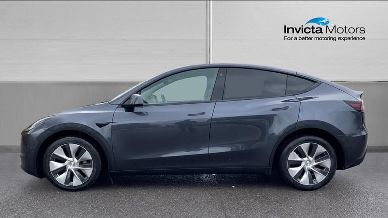 2022 Tesla Model Y Long Range AWD 5dr Auto Electric