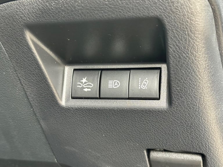 2018 Toyota Yaris 1.5 Hybrid Design 5dr CVT HATCHBACK PETROL/ELECTRIC Automatic