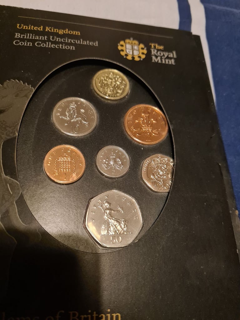image for Royal mint Emblem pattern coins set 