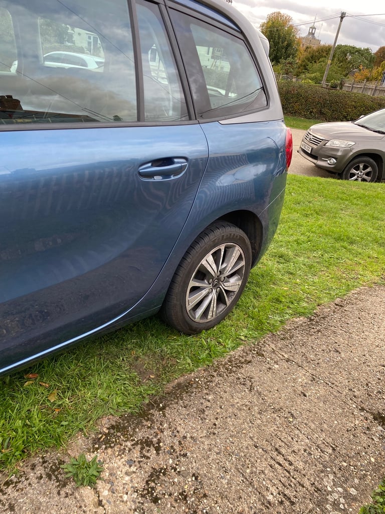 Citroen, GRAND C4 PICASSO, MPV, 2015, Semi-Auto, 1560 (cc), 5 doors