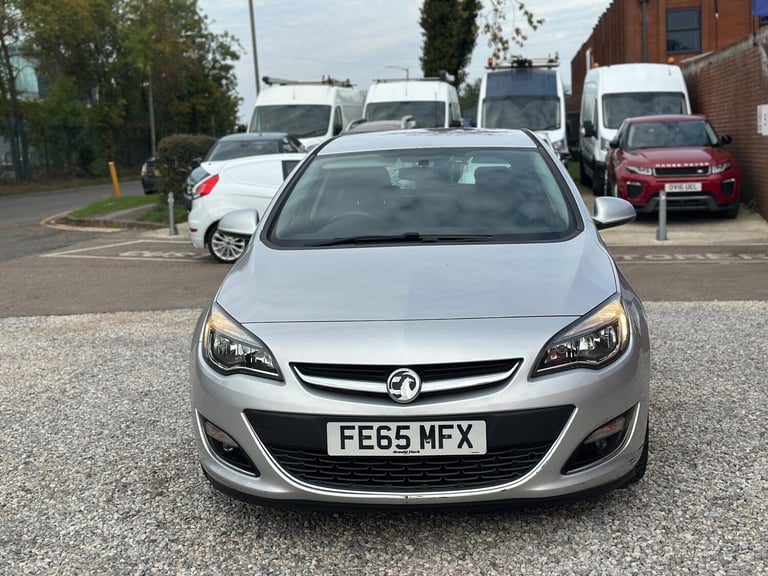 2015 Vauxhall Astra 1.6i SRi Euro 6 5dr HATCHBACK Petrol Manual