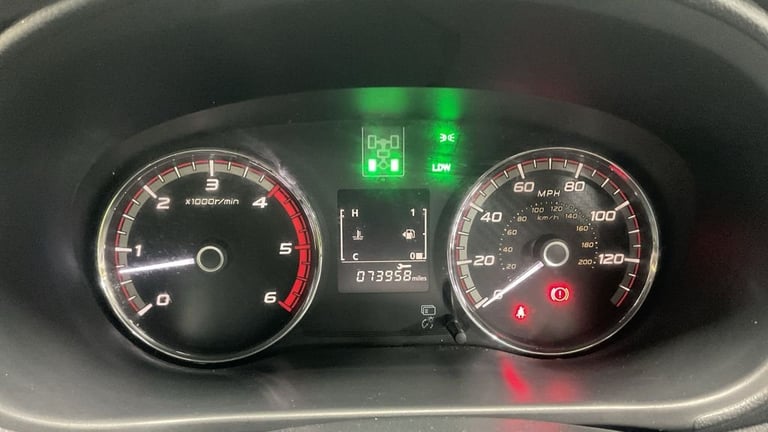 2018 Fiat Fullback 2.4D Cross Pickup Double Cab 4dr Diesel Manual 4WD Euro 6 (180 ps) Diesel Manual