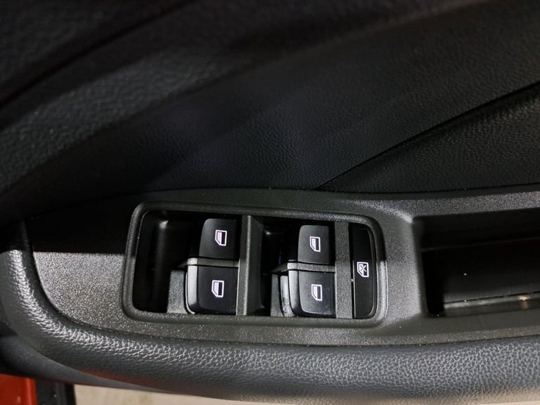 2019 MG MG ZS 1.0 T-GDI Excite Auto Euro 6 5dr HATCHBACK Petrol Automatic