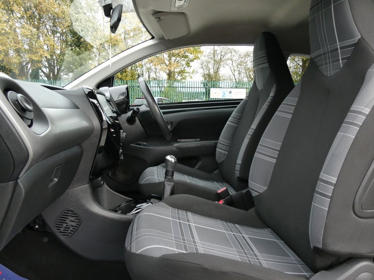 1.2 PureTech Allure 3dr £20 TAX +6 SERVICE +BTOOTH +CRUISE +REV CAMERA*