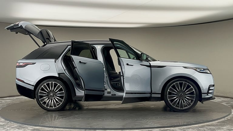 2022 Land Rover Range Rover Velar 3.0 P400 R-Dynamic HSE Auto 4WD Euro 6 (s/s) 5dr SUV Petrol Aut...
