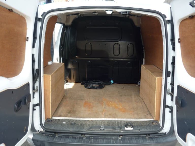 2019 Renault Kangoo ML20 44kW 33kWh Business i-Van Auto ONLY 25,700 MILES, NO VAT PANEL VAN Elect...