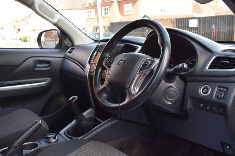 2021 Mitsubishi L200 2.2 DI-D DC Warrior 4WD Euro 6 (s/s) 4dr PICK UP Diesel Manual