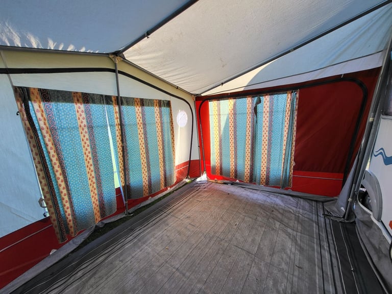 6 Birth Caravan loaded with extras