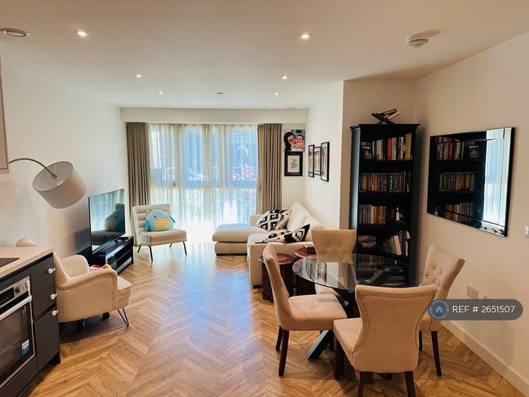 1 bedroom flat in Yorke House, Kingston Upon Thames, KT1 (1 bed) (#2651507)