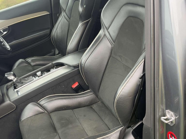 2017 Volvo XC90 2.0 D5 PowerPulse R-Design Auto 4WD Euro 6 (s/s) 5dr ESTATE Diesel Automatic