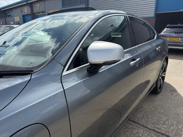 2018 Volvo S90 2.0 T8 Hybrid R DESIGN Pro 4dr AWD Geartronic SALOON Petrol Parallel Phev Automatic