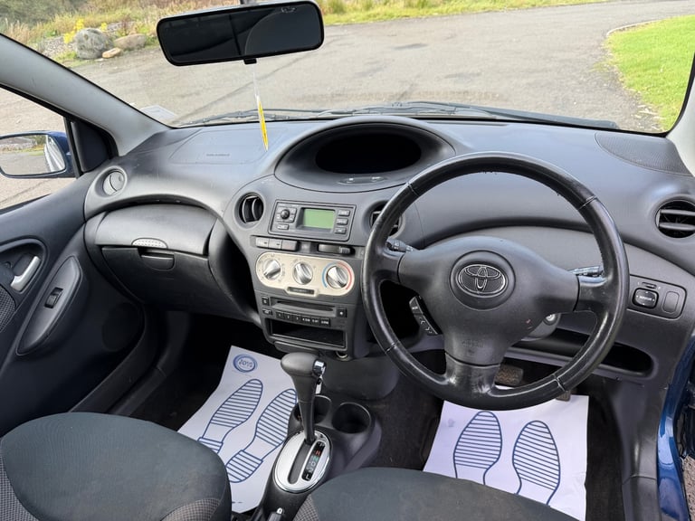 2003 Toyota Yaris 1.3 VVT-i T Spirit 3dr Auto HATCHBACK Petrol Automatic