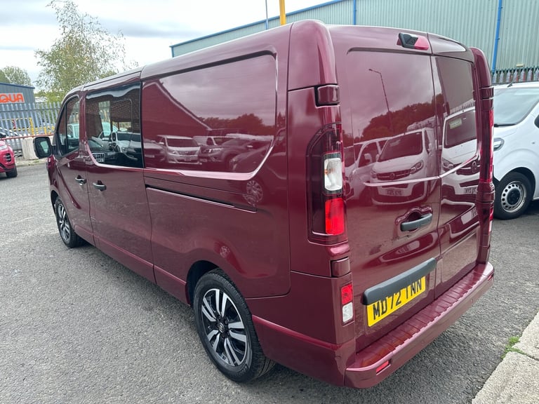 2023 Renault Trafic 2.0 dCi Blue LL30 Sport+ Crew Van Double Cab 150ps