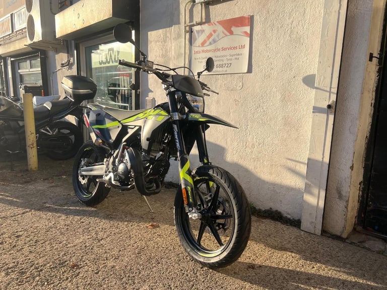 NEW FANTIC XM50 SUPERMOTO 2025 50cc