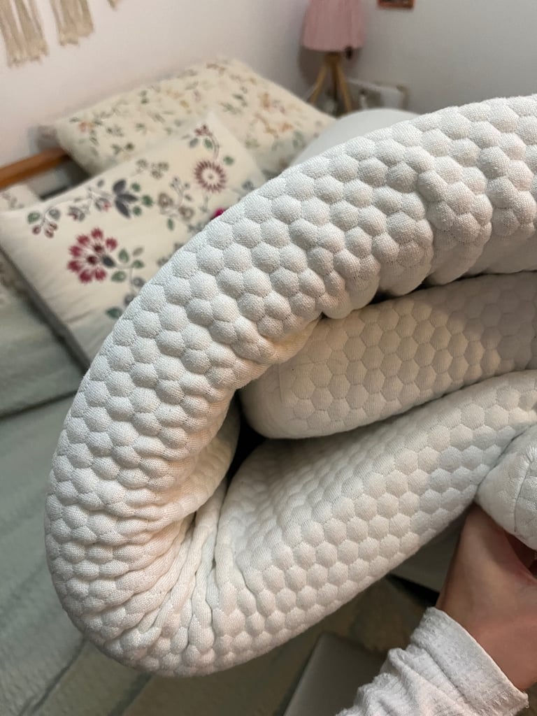 Comfy double bed mattress topper 