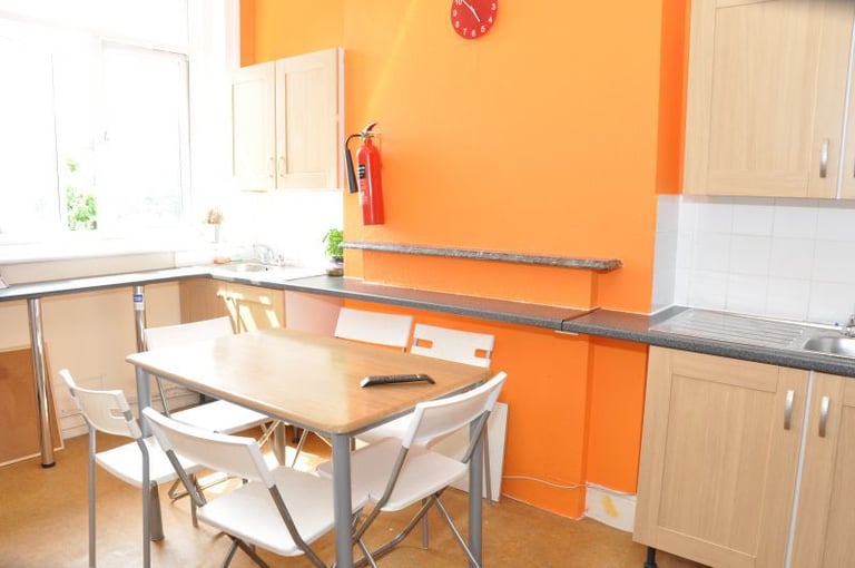 🌿 Spacious Double room -Kilburn High Road | All bills including ❗️
