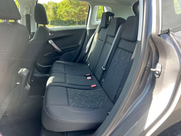 2015 Peugeot 2008 1.2 PureTech Active 5dr HATCHBACK PETROL Manual
