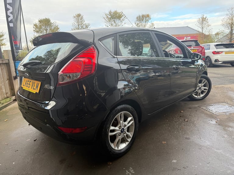 2015 Ford Fiesta 1.25 82 Zetec 5dr HATCHBACK Petrol Manual