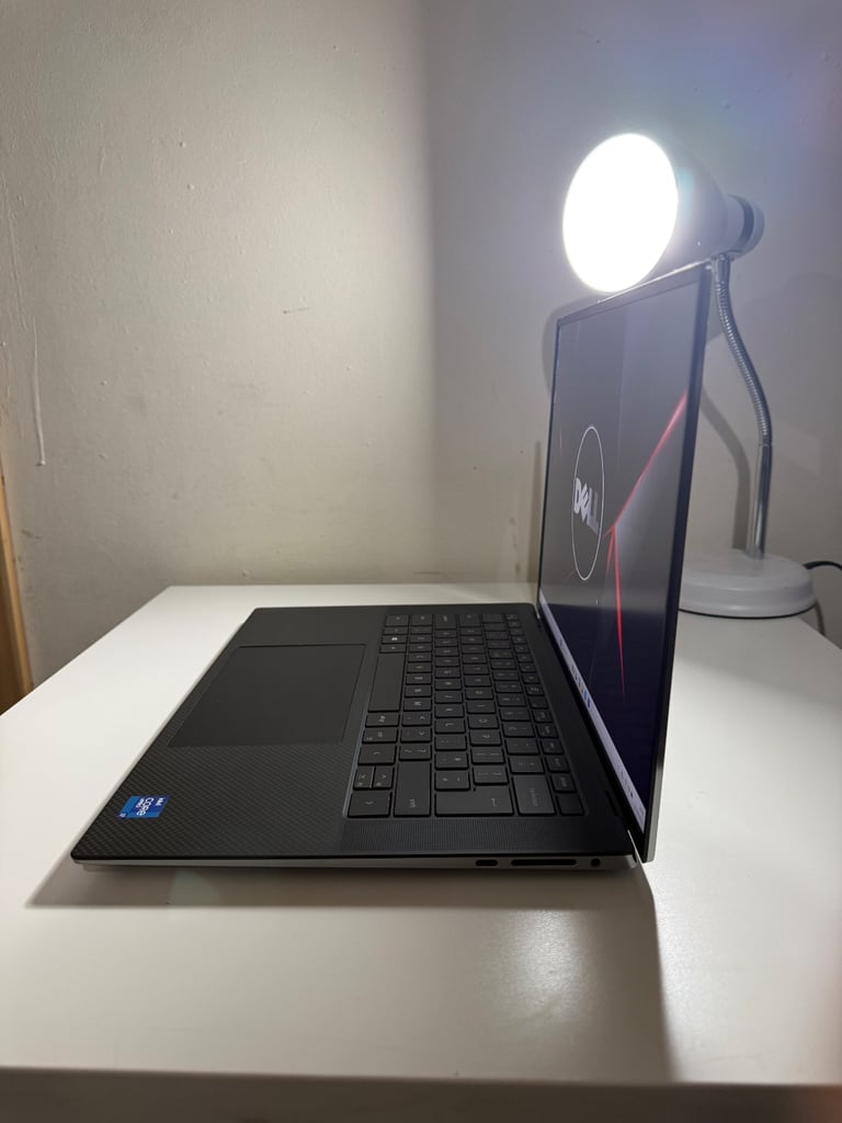 Top Spec Dell Precision 5560 Intel Core i7 11850H 4.8ghz,32gb ram,1.5TB nvme,Nvidia T1200 4gb gpu