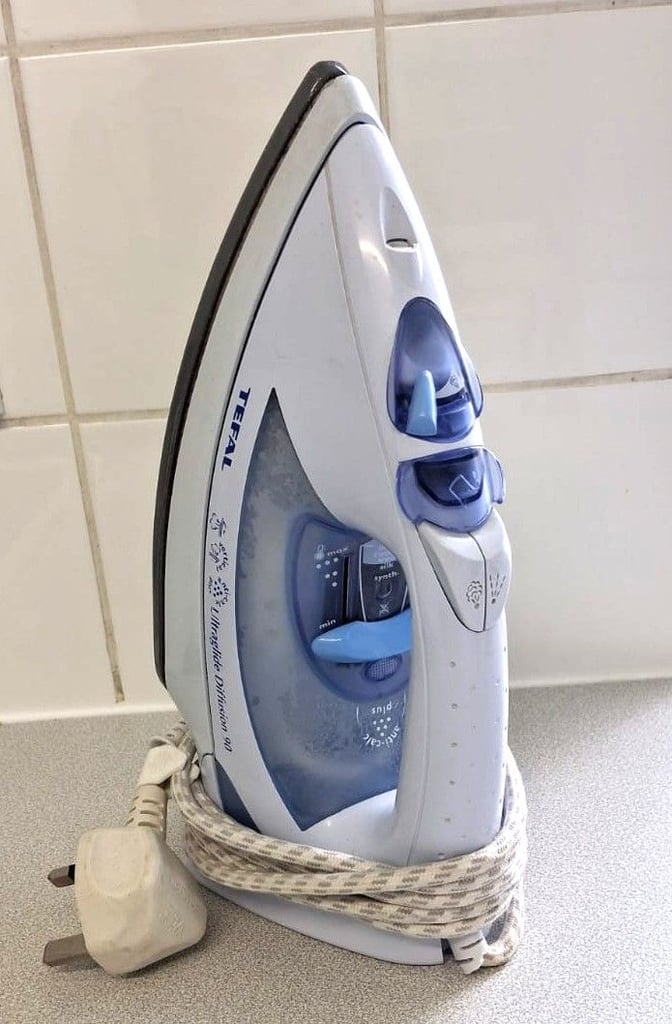 IRONING BOARD EXTRA WIDE/ FOLDABLE / AND  TEFAL IRON IN PERFECTLY CONDITION