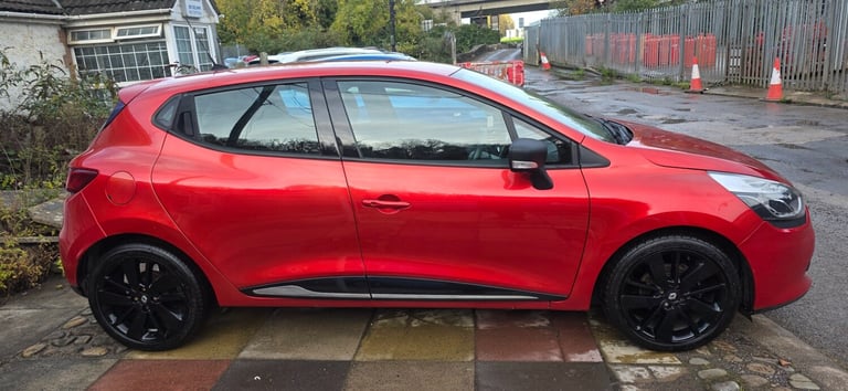 2015 Renault Clio 1.2 16V Dynamique MediaNav 5dr HATCHBACK Petrol Manual