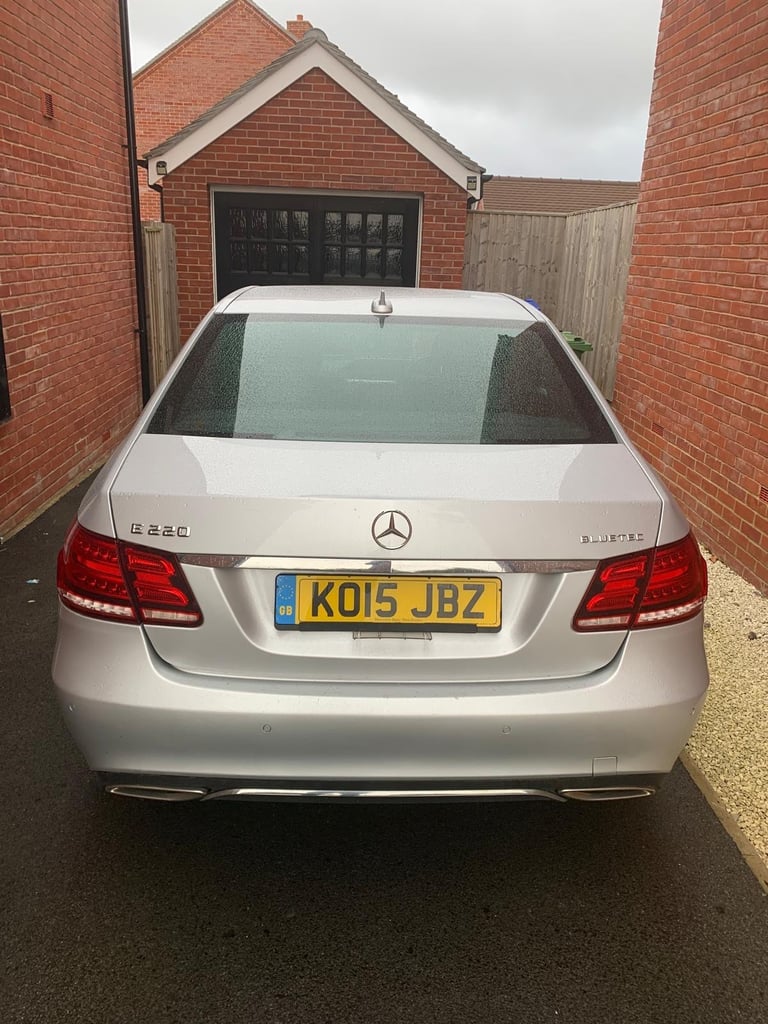 Mercedes-Benz, E CLASS, Saloon, 2015, Semi-Auto, 2143 (cc), 4 doors