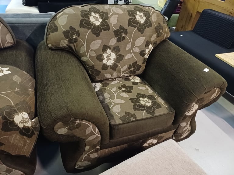 Brown floral three piece suite 