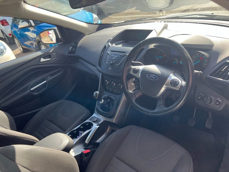 2014 Ford Kuga 2.0 TDCi Zetec 5dr HATCHBACK Diesel Manual
