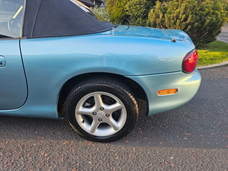 ★MAZDA MX-5 1.8-vvt ★50,000 MILES! STUNNING EXAMPLE! RARE CRYSTAL BLUE COLOUR MX5 ROADSTER 146BHP 