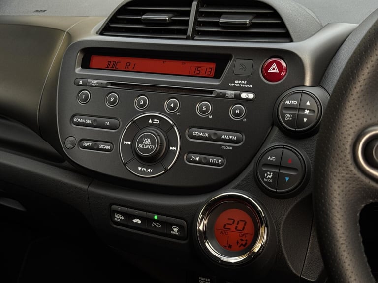 2013 Honda Jazz 1.4 i-VTEC ES Plus Hatchback 5dr Petrol CVT Euro 5 (99 ps) Hatchback Petrol Autom...