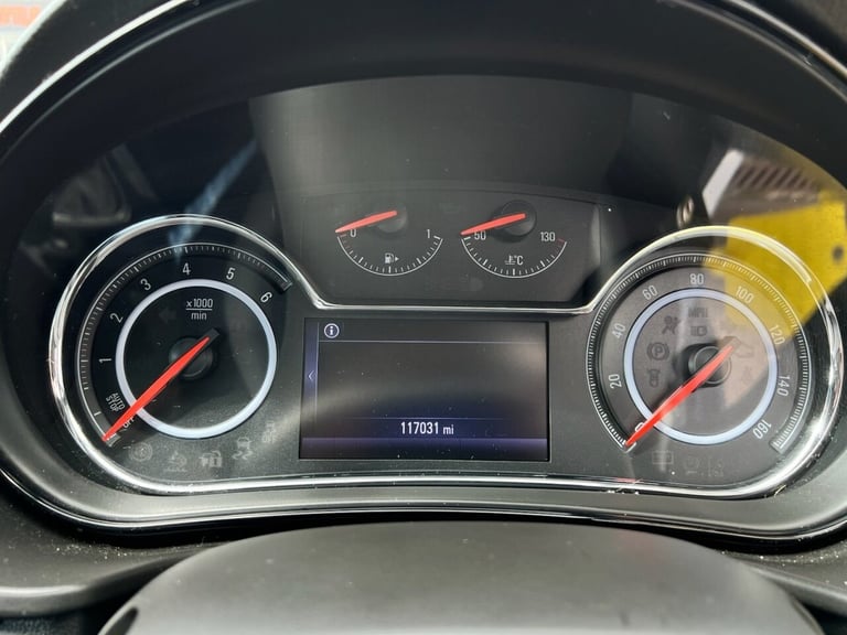2017 Vauxhall Insignia 1.6 CDTi SRi VX Line Nav Hatchback 5dr Diesel Manual Euro 6 (s/s) (136 ps)...