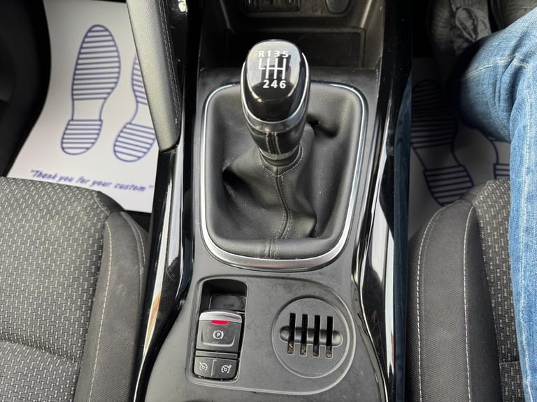 1.2 PETROL 2016 10 MONTH MOT 