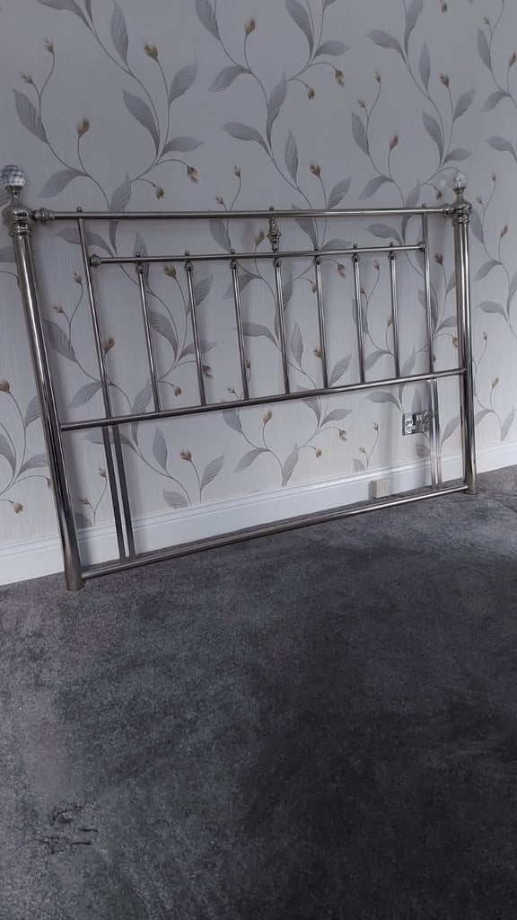 image for King size headboard 