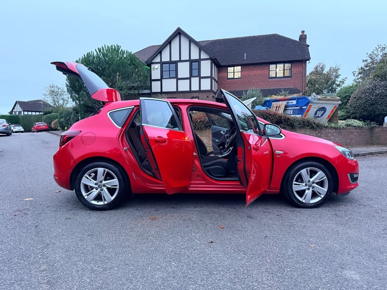 Vauxhall, ASTRA, Hatchback, 2013, Manual, 1364 (cc), 5 doors