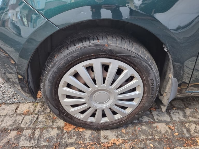 Toyota, YARIS, vvt1.3  T3 Hatchback, 2006, Manual, 1296 (cc), 5 doors, ULEZ compliant