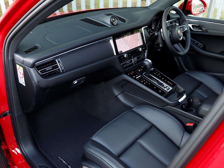 2025 Porsche Macan 5dr PDK ESTATE PETROL Automatic