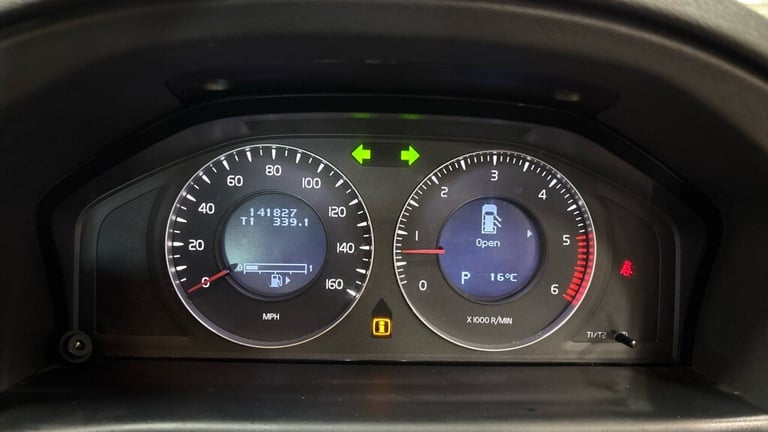 VOLVO V70 2.4 D SE G/T Estate LEATHER AUTO