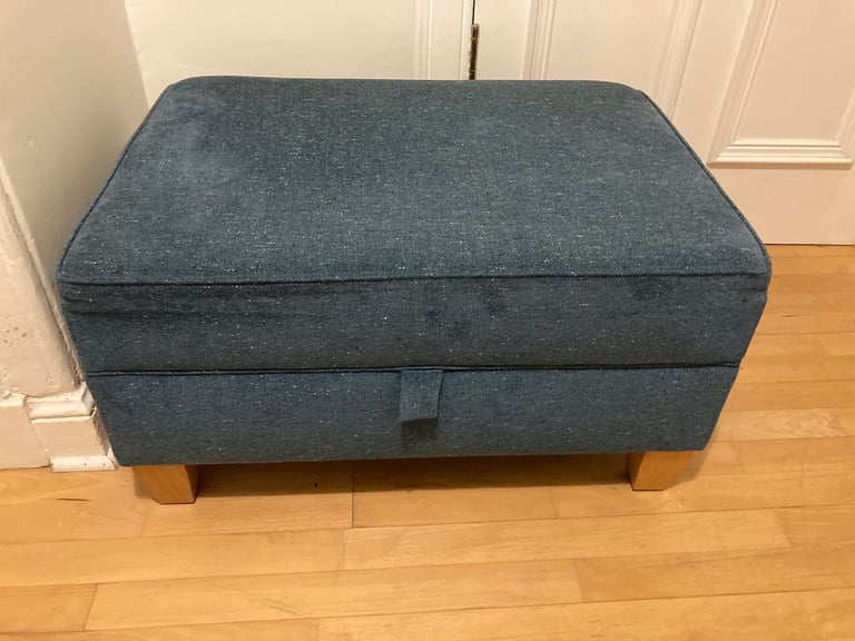 image for Lovely dark green/Teal Ottoman / blanket box  in excellent condition
